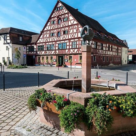 Der Schwan Hotel & Restaurant Schwanstetten ภายนอก รูปภาพ