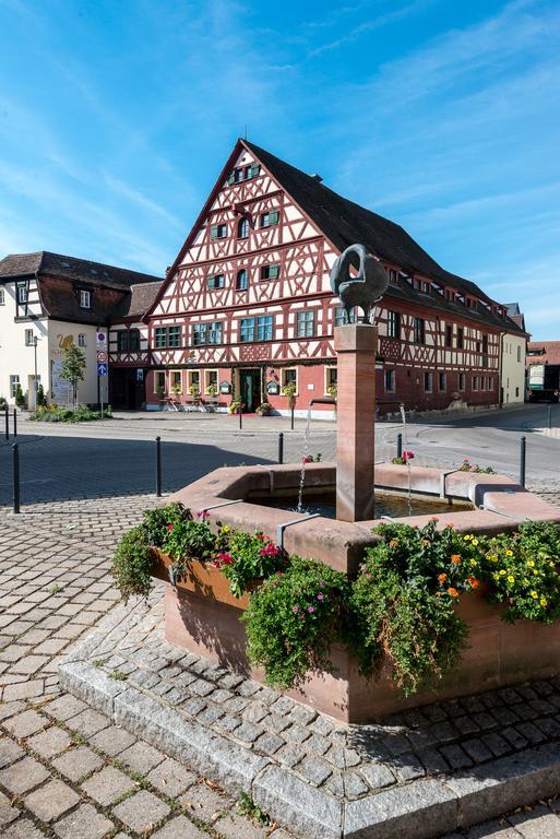 Der Schwan Hotel & Restaurant Schwanstetten ภายนอก รูปภาพ