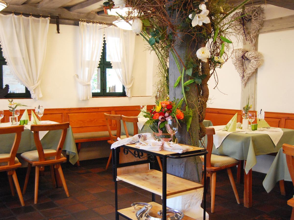 Der Schwan Hotel & Restaurant Schwanstetten ภายนอก รูปภาพ